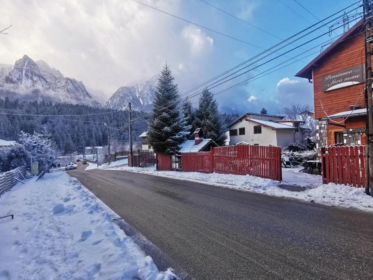 Pensiunea Fara Nume Buşteni Exterior foto